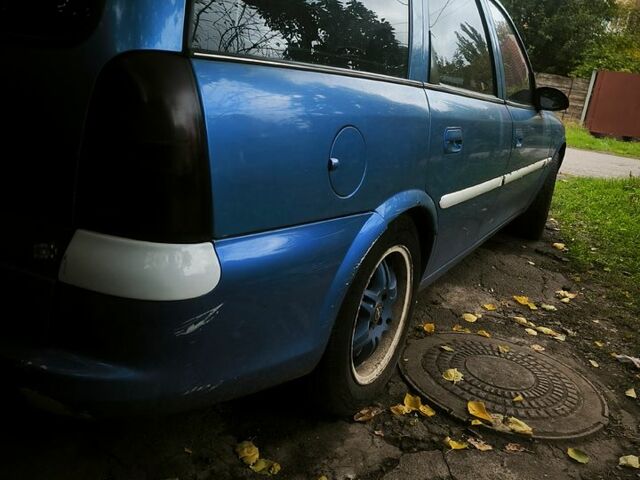 Синий Опель Вектра, объемом двигателя 1.8 л и пробегом 230 тыс. км за 1350 $, фото 3 на Automoto.ua