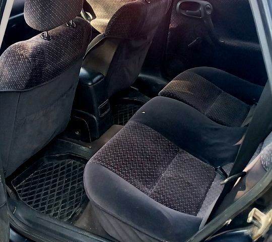 Синий Опель Вектра, объемом двигателя 2 л и пробегом 0 тыс. км за 2000 $, фото 3 на Automoto.ua