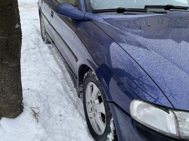 Синий Опель Вектра, объемом двигателя 2 л и пробегом 344 тыс. км за 2600 $, фото 4 на Automoto.ua