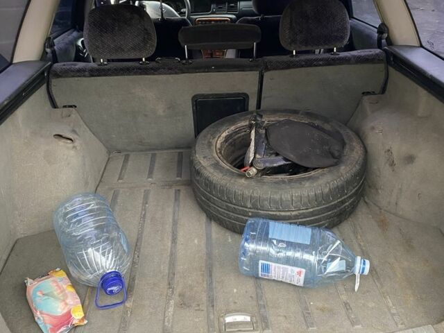 Синий Опель Вектра, объемом двигателя 2 л и пробегом 280 тыс. км за 1500 $, фото 5 на Automoto.ua