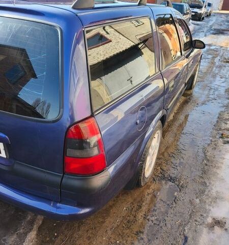 Синій Опель Вектра, об'ємом двигуна 1.8 л та пробігом 323 тис. км за 2500 $, фото 8 на Automoto.ua