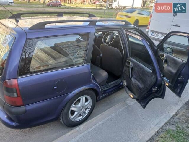 Синий Опель Вектра, объемом двигателя 2 л и пробегом 100 тыс. км за 1750 $, фото 10 на Automoto.ua