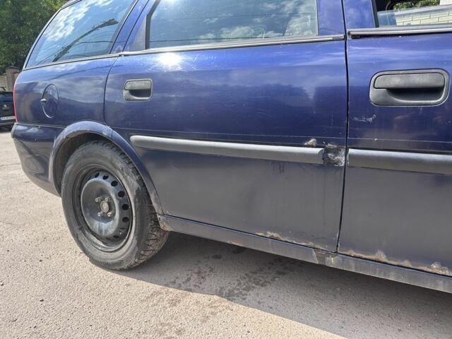 Синій Опель Вектра, об'ємом двигуна 1.6 л та пробігом 222 тис. км за 1700 $, фото 3 на Automoto.ua