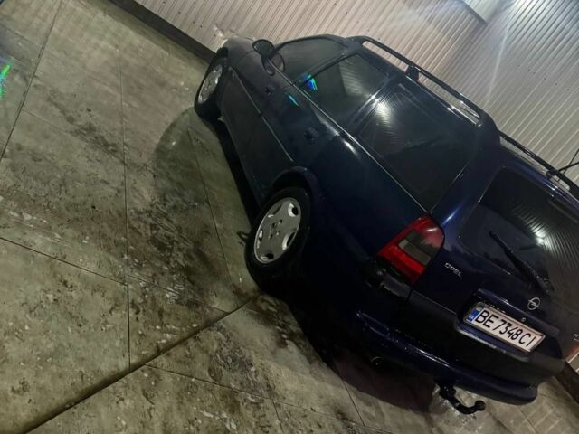 Синий Опель Вектра, объемом двигателя 1.8 л и пробегом 495 тыс. км за 3000 $, фото 3 на Automoto.ua