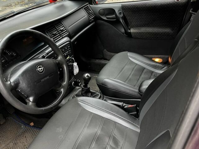 Синий Опель Вектра, объемом двигателя 1.8 л и пробегом 3 тыс. км за 1400 $, фото 5 на Automoto.ua