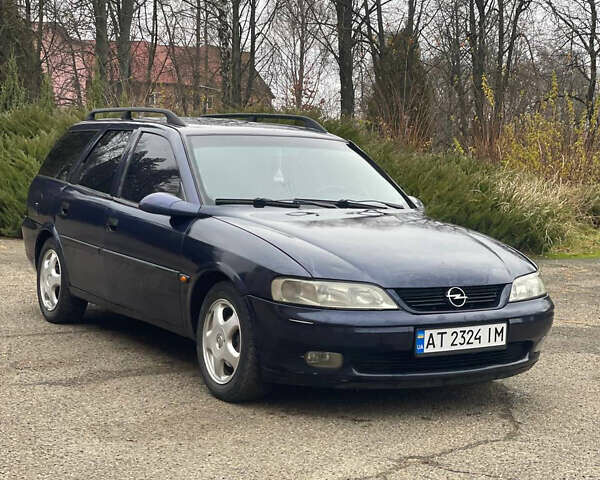 Синій Опель Вектра, об'ємом двигуна 1.6 л та пробігом 400 тис. км за 1900 $, фото 1 на Automoto.ua