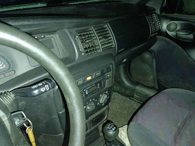 Синій Опель Вектра, об'ємом двигуна 0 л та пробігом 3 тис. км за 500 $, фото 4 на Automoto.ua