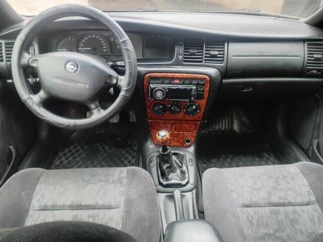 Синій Опель Вектра, об'ємом двигуна 2 л та пробігом 320 тис. км за 2300 $, фото 1 на Automoto.ua