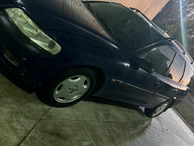 Синий Опель Вектра, объемом двигателя 1.8 л и пробегом 495 тыс. км за 3000 $, фото 6 на Automoto.ua