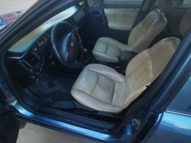 Синій Опель Вектра, об'ємом двигуна 1.8 л та пробігом 410 тис. км за 2600 $, фото 6 на Automoto.ua