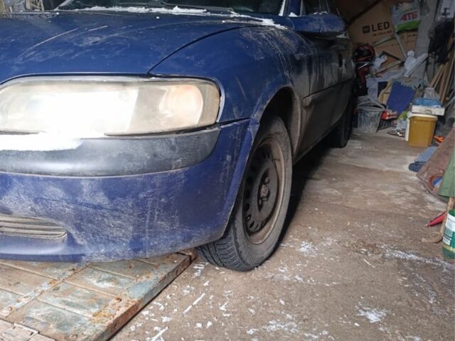 Синій Опель Вектра, об'ємом двигуна 0 л та пробігом 3 тис. км за 500 $, фото 1 на Automoto.ua