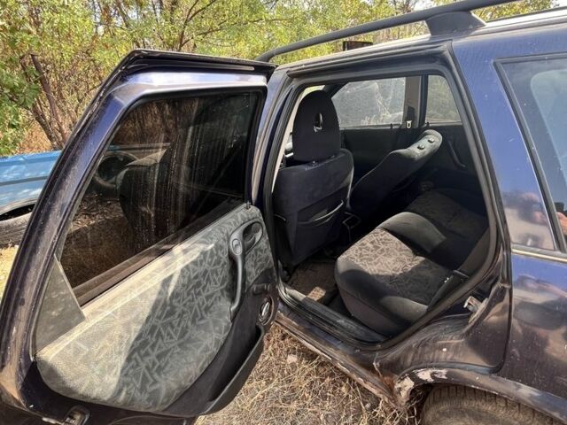 Синий Опель Вектра, объемом двигателя 1.6 л и пробегом 100 тыс. км за 500 $, фото 7 на Automoto.ua