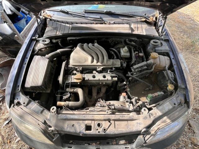 Синий Опель Вектра, объемом двигателя 1.6 л и пробегом 100 тыс. км за 500 $, фото 4 на Automoto.ua