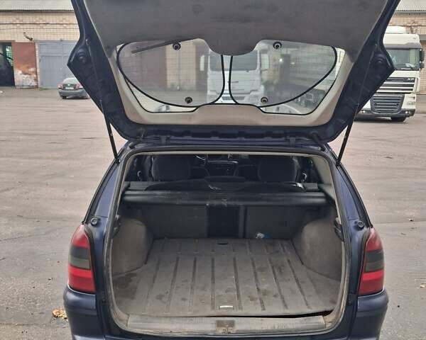 Синій Опель Вектра, об'ємом двигуна 2 л та пробігом 400 тис. км за 2300 $, фото 18 на Automoto.ua