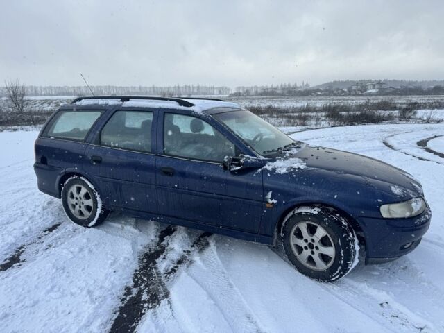 Синій Опель Вектра, об'ємом двигуна 1.6 л та пробігом 200 тис. км за 799 $, фото 3 на Automoto.ua
