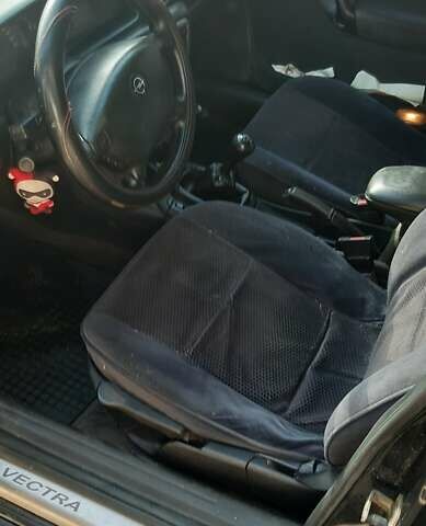 Синій Опель Вектра, об'ємом двигуна 0 л та пробігом 360 тис. км за 1500 $, фото 2 на Automoto.ua
