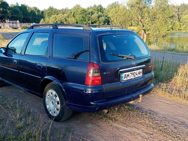Синий Опель Вектра, объемом двигателя 2 л и пробегом 468 тыс. км за 2000 $, фото 9 на Automoto.ua