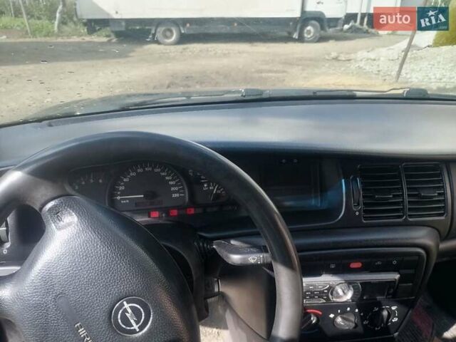 Синій Опель Вектра, об'ємом двигуна 2 л та пробігом 390 тис. км за 1150 $, фото 6 на Automoto.ua