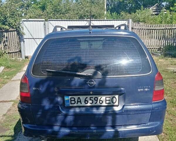 Синий Опель Вектра, объемом двигателя 2 л и пробегом 330 тыс. км за 1930 $, фото 5 на Automoto.ua