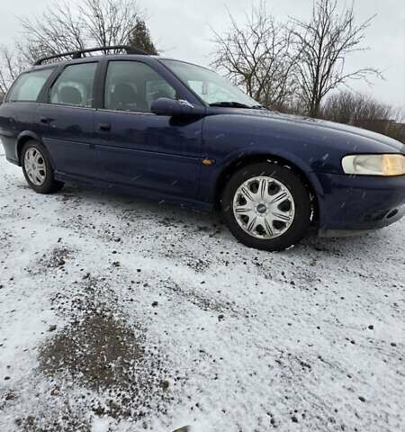 Синий Опель Вектра, объемом двигателя 1.8 л и пробегом 280 тыс. км за 2200 $, фото 3 на Automoto.ua