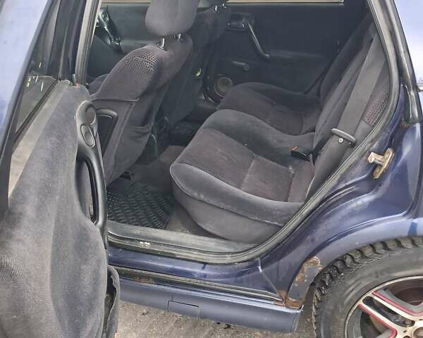 Синій Опель Вектра, об'ємом двигуна 2 л та пробігом 400 тис. км за 2300 $, фото 17 на Automoto.ua