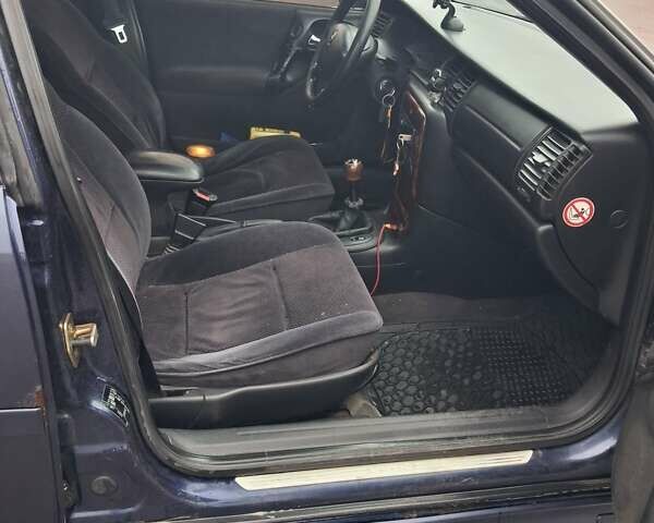 Синій Опель Вектра, об'ємом двигуна 2 л та пробігом 400 тис. км за 2300 $, фото 15 на Automoto.ua