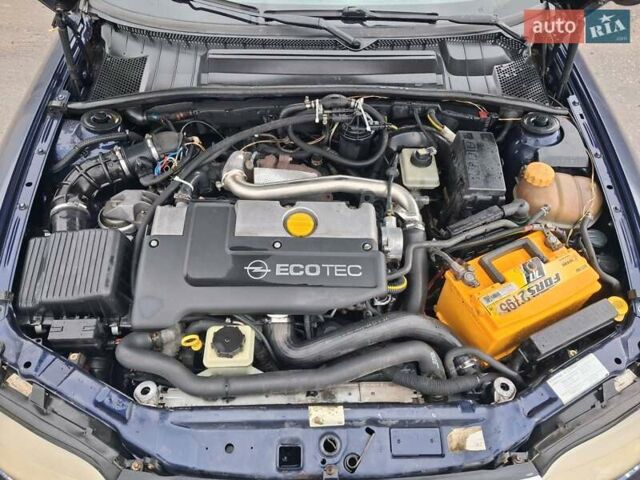 Синій Опель Вектра, об'ємом двигуна 2 л та пробігом 400 тис. км за 2300 $, фото 3 на Automoto.ua