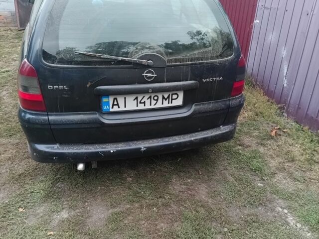 Синий Опель Вектра, объемом двигателя 2 л и пробегом 245 тыс. км за 1500 $, фото 4 на Automoto.ua