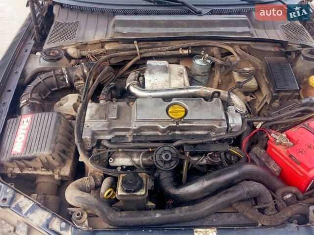 Синий Опель Вектра, объемом двигателя 2.17 л и пробегом 377 тыс. км за 1300 $, фото 10 на Automoto.ua