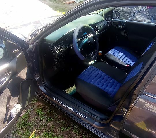 Синій Опель Вектра, об'ємом двигуна 2 л та пробігом 0 тис. км за 2100 $, фото 8 на Automoto.ua
