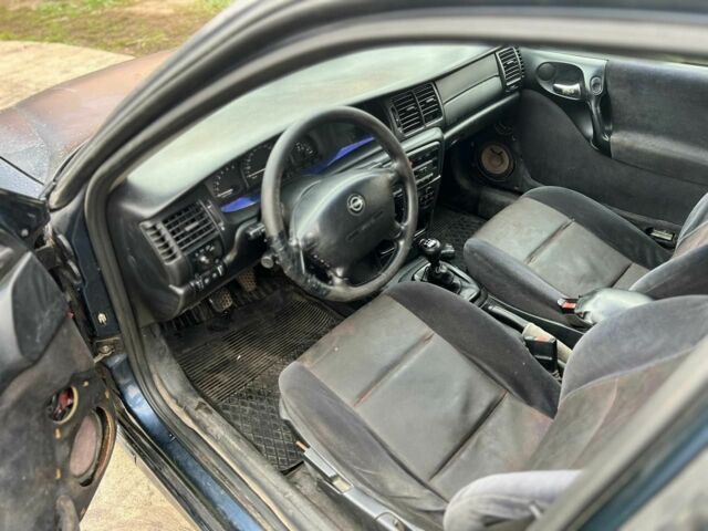 Синий Опель Вектра, объемом двигателя 0 л и пробегом 2 тыс. км за 1150 $, фото 5 на Automoto.ua