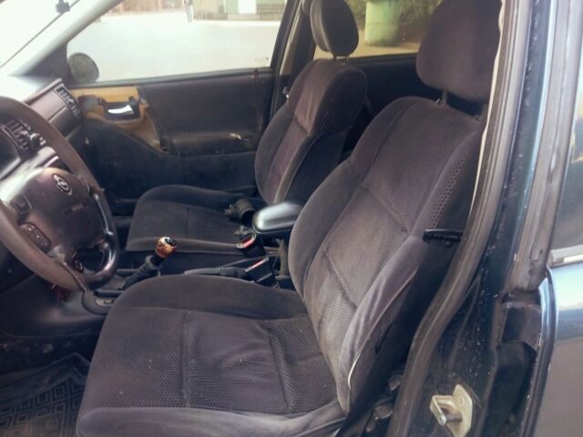 Синий Опель Вектра, объемом двигателя 2.2 л и пробегом 377 тыс. км за 1500 $, фото 12 на Automoto.ua