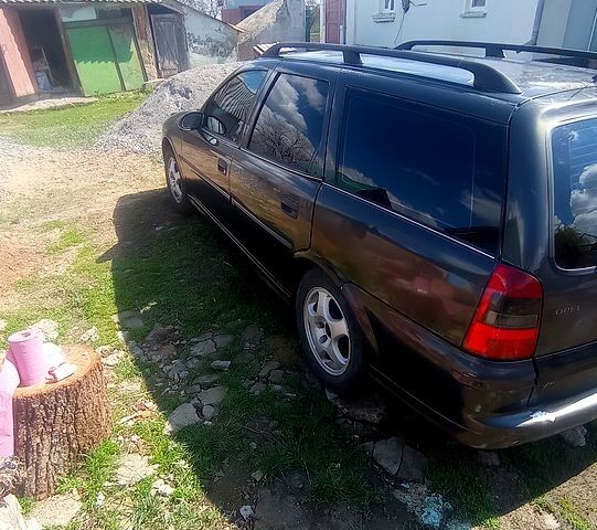 Синій Опель Вектра, об'ємом двигуна 2 л та пробігом 0 тис. км за 2100 $, фото 3 на Automoto.ua