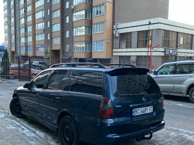 Синій Опель Вектра, об'ємом двигуна 2.2 л та пробігом 400 тис. км за 1500 $, фото 1 на Automoto.ua