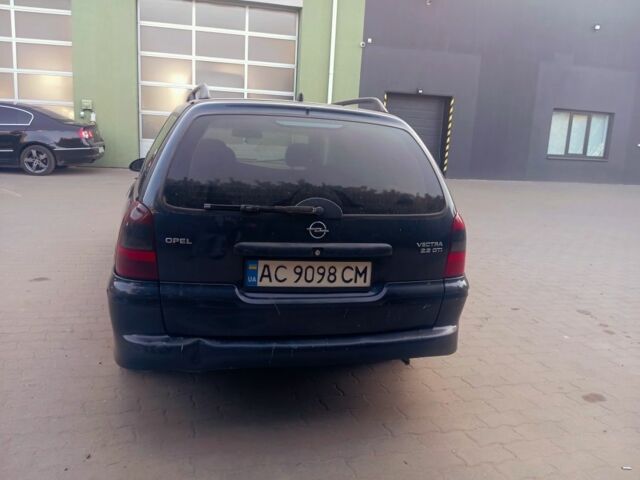 Синий Опель Вектра, объемом двигателя 2.2 л и пробегом 377 тыс. км за 1500 $, фото 13 на Automoto.ua