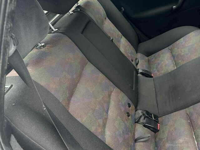 Синій Опель Вектра, об'ємом двигуна 1.8 л та пробігом 228 тис. км за 2355 $, фото 1 на Automoto.ua