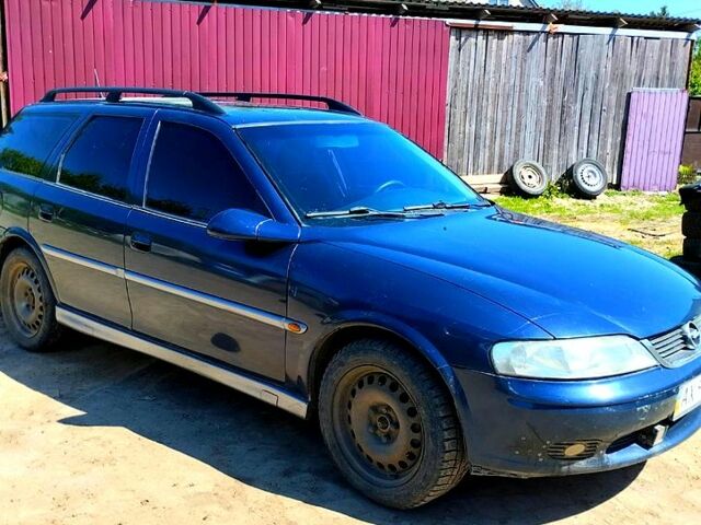 Синій Опель Вектра, об'ємом двигуна 1.8 л та пробігом 333 тис. км за 3300 $, фото 1 на Automoto.ua
