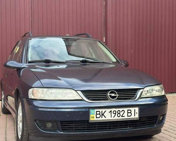 Синій Опель Вектра, об'ємом двигуна 2.2 л та пробігом 280 тис. км за 2600 $, фото 4 на Automoto.ua