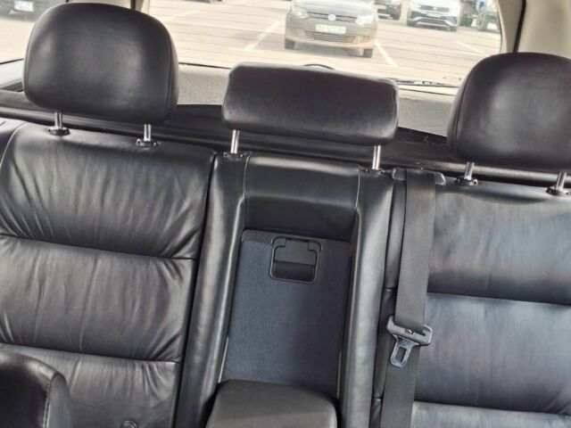 Синий Опель Вектра, объемом двигателя 2 л и пробегом 290 тыс. км за 1800 $, фото 2 на Automoto.ua