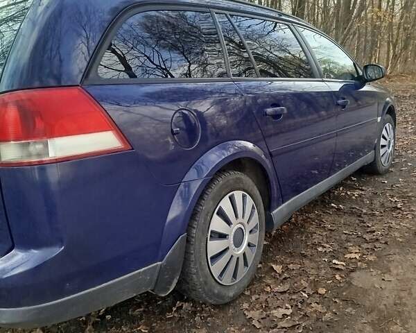 Синий Опель Вектра, объемом двигателя 2.17 л и пробегом 300 тыс. км за 4500 $, фото 4 на Automoto.ua