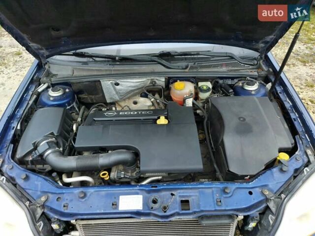 Синій Опель Вектра, об'ємом двигуна 2.2 л та пробігом 208 тис. км за 4500 $, фото 8 на Automoto.ua
