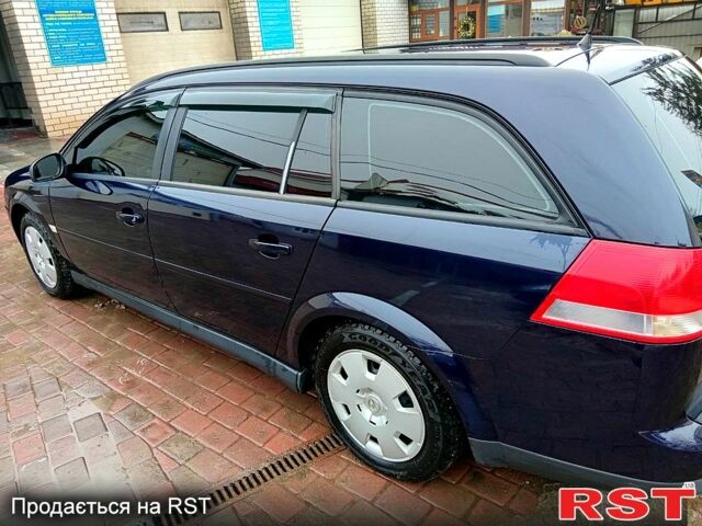 Синий Опель Вектра, объемом двигателя 1.8 л и пробегом 267 тыс. км за 4500 $, фото 6 на Automoto.ua