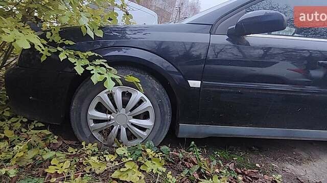 Синий Опель Вектра, объемом двигателя 2.2 л и пробегом 150 тыс. км за 2000 $, фото 1 на Automoto.ua