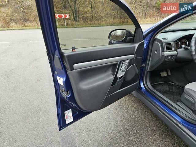 Синий Опель Вектра, объемом двигателя 2.17 л и пробегом 350 тыс. км за 3999 $, фото 28 на Automoto.ua