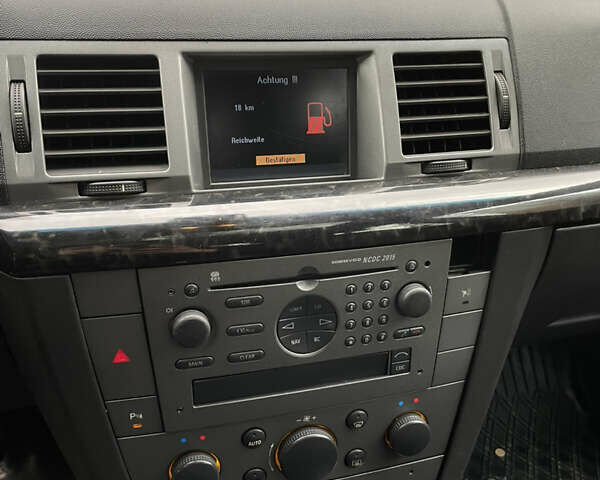 Синий Опель Вектра, объемом двигателя 2.96 л и пробегом 345 тыс. км за 1000 $, фото 8 на Automoto.ua