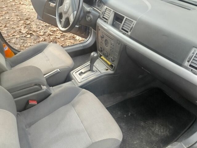 Синий Опель Вектра, объемом двигателя 2.2 л и пробегом 300 тыс. км за 4500 $, фото 6 на Automoto.ua