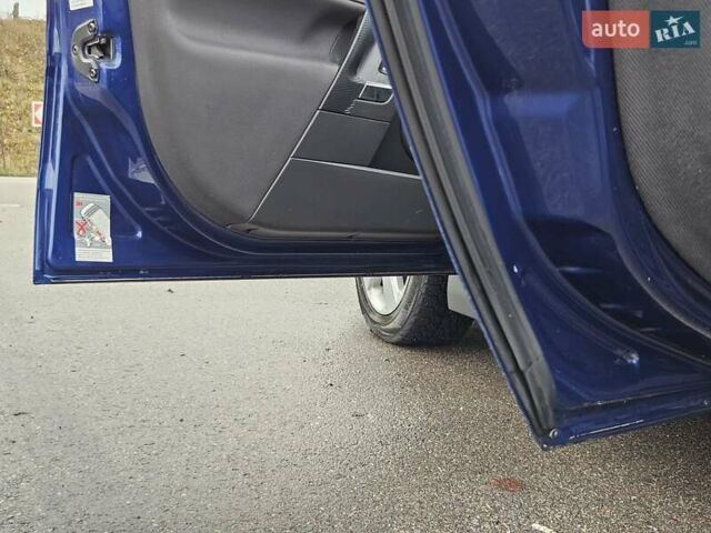 Синий Опель Вектра, объемом двигателя 2.17 л и пробегом 350 тыс. км за 3999 $, фото 29 на Automoto.ua