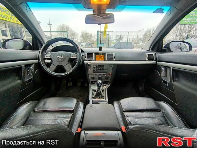 Синий Опель Вектра, объемом двигателя 2 л и пробегом 300 тыс. км за 3900 $, фото 7 на Automoto.ua