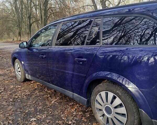 Синий Опель Вектра, объемом двигателя 2.17 л и пробегом 300 тыс. км за 4500 $, фото 3 на Automoto.ua