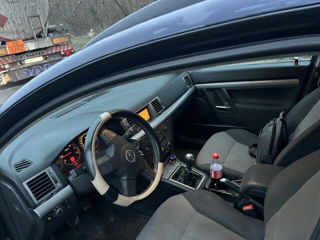 Синій Опель Вектра, об'ємом двигуна 2.2 л та пробігом 370 тис. км за 3600 $, фото 9 на Automoto.ua